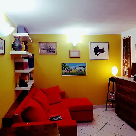 Casa Maya Con Giardino Privato Holiday home *